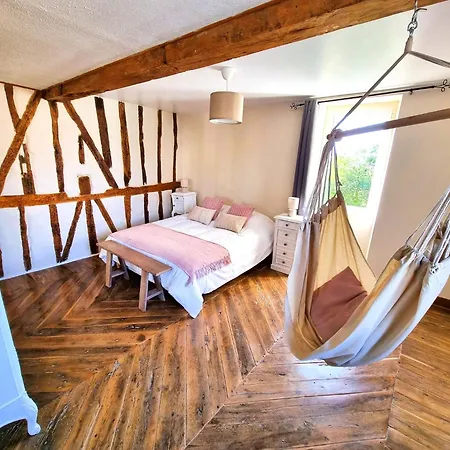 Vue Nature , Terrasse , Piscine Et En Option * Aguts