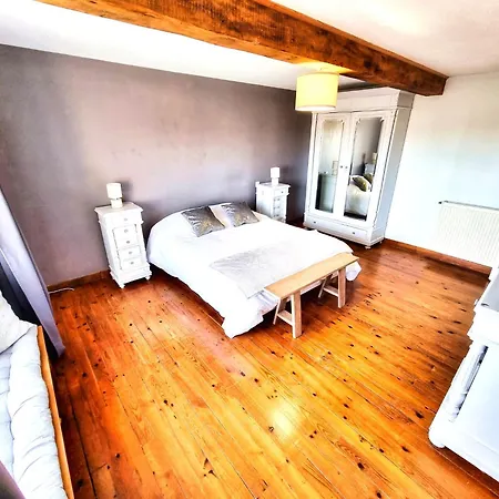 Vue Nature , Terrasse , Piscine Et En Option * Aguts